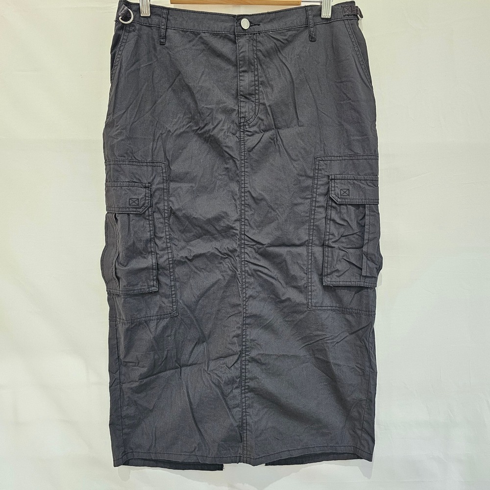 New Wild Fable Dark Gray Size Medium Cargo Midi Skirt Utility No Gap Waistband